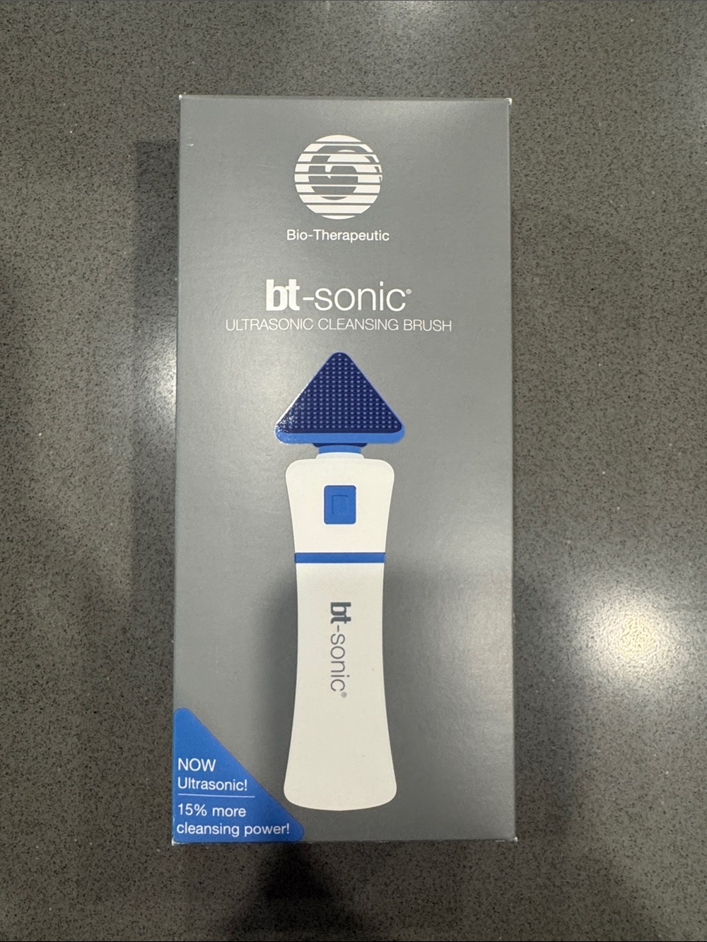 bt-sonic Ultrasonic Cleansing Brush - White & Blue